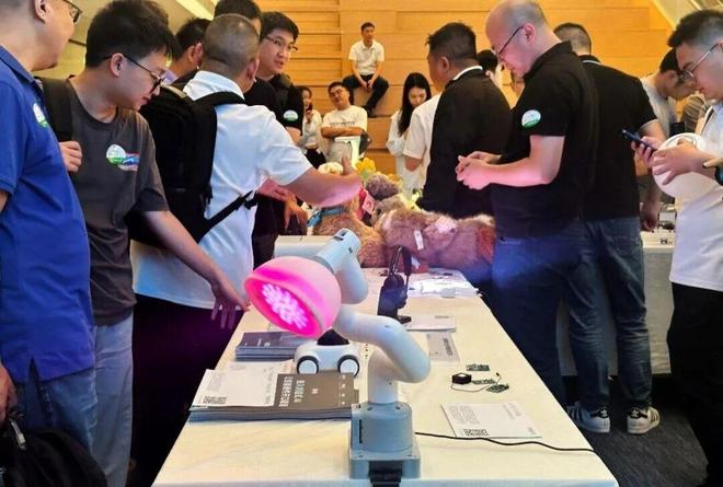 木林森昨日盘中涨停！原因有三！(图2)